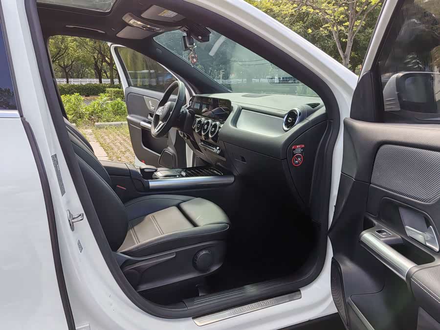 Mercedes-Benz GLA 2021, фото 17