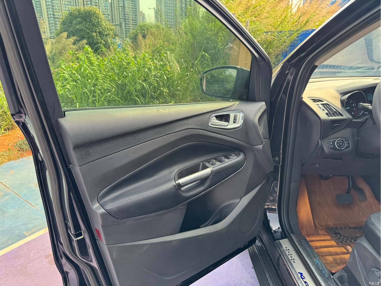Ford Kuga, 2014 11