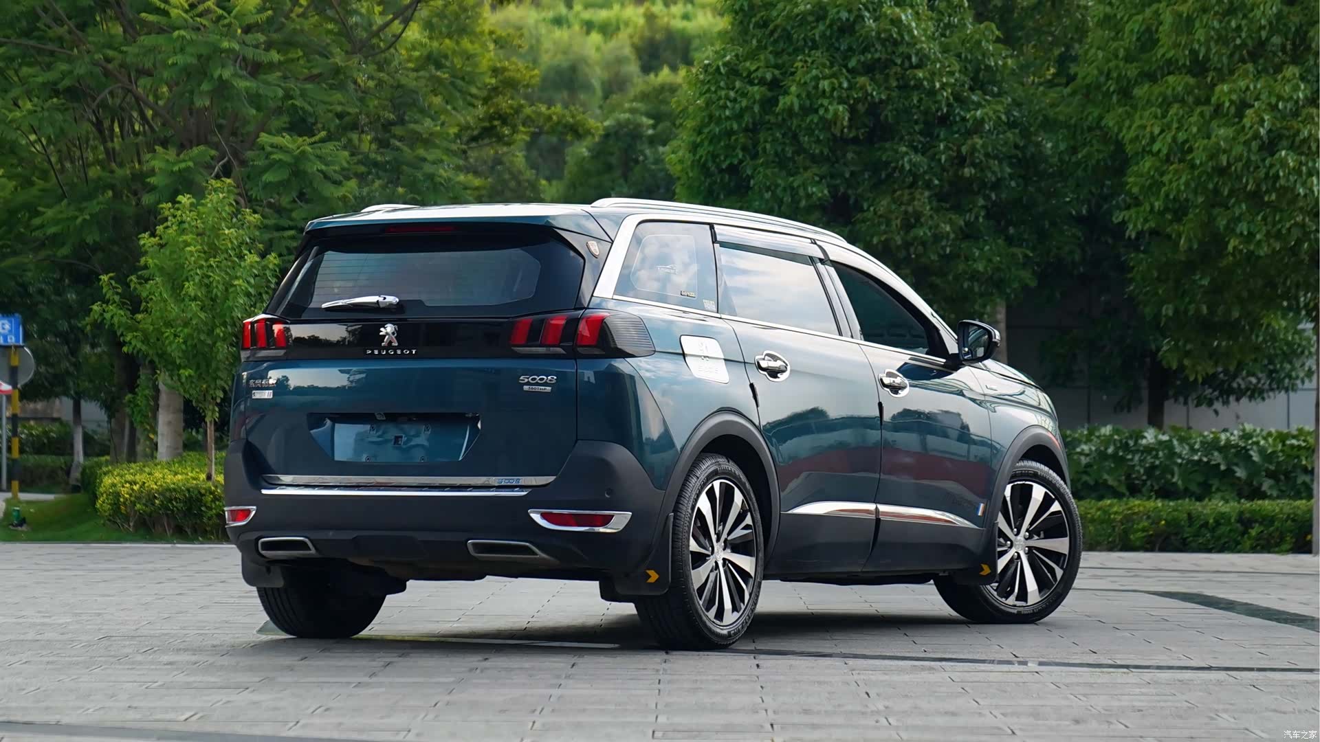 Peugeot 5008, 2017 3