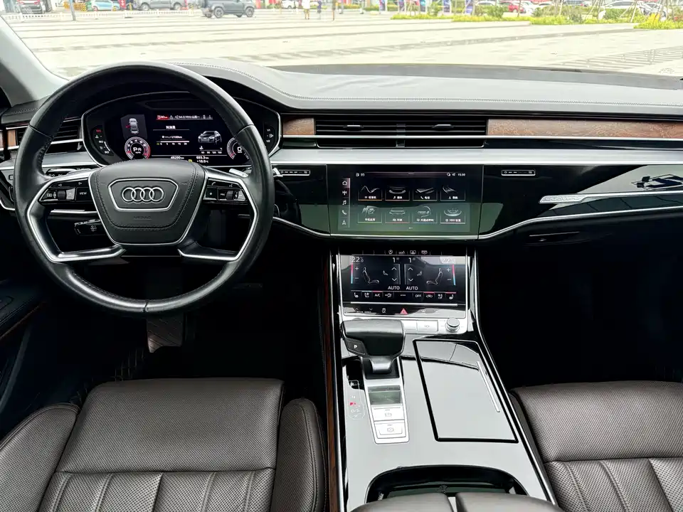 Audi A8 Audi A8