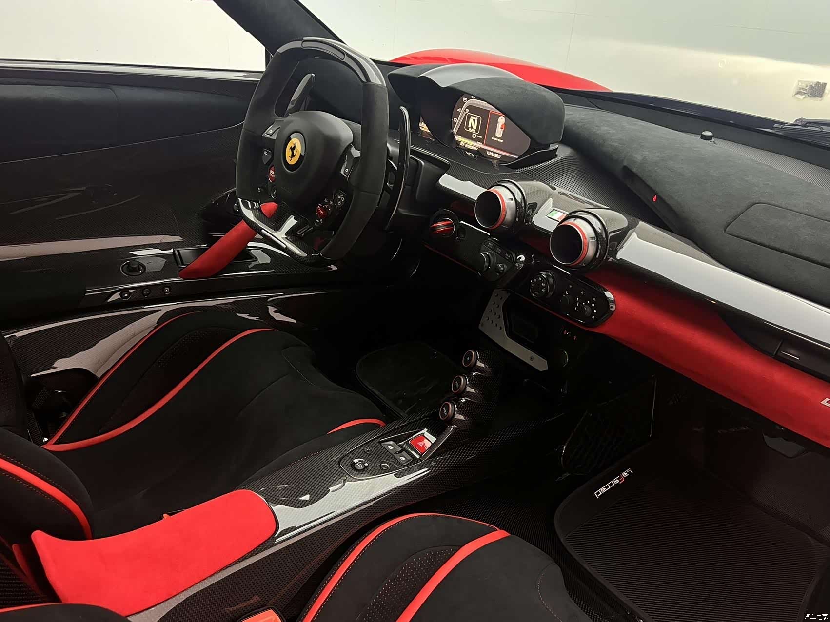 Ferrari LaFerrari, 2015 25