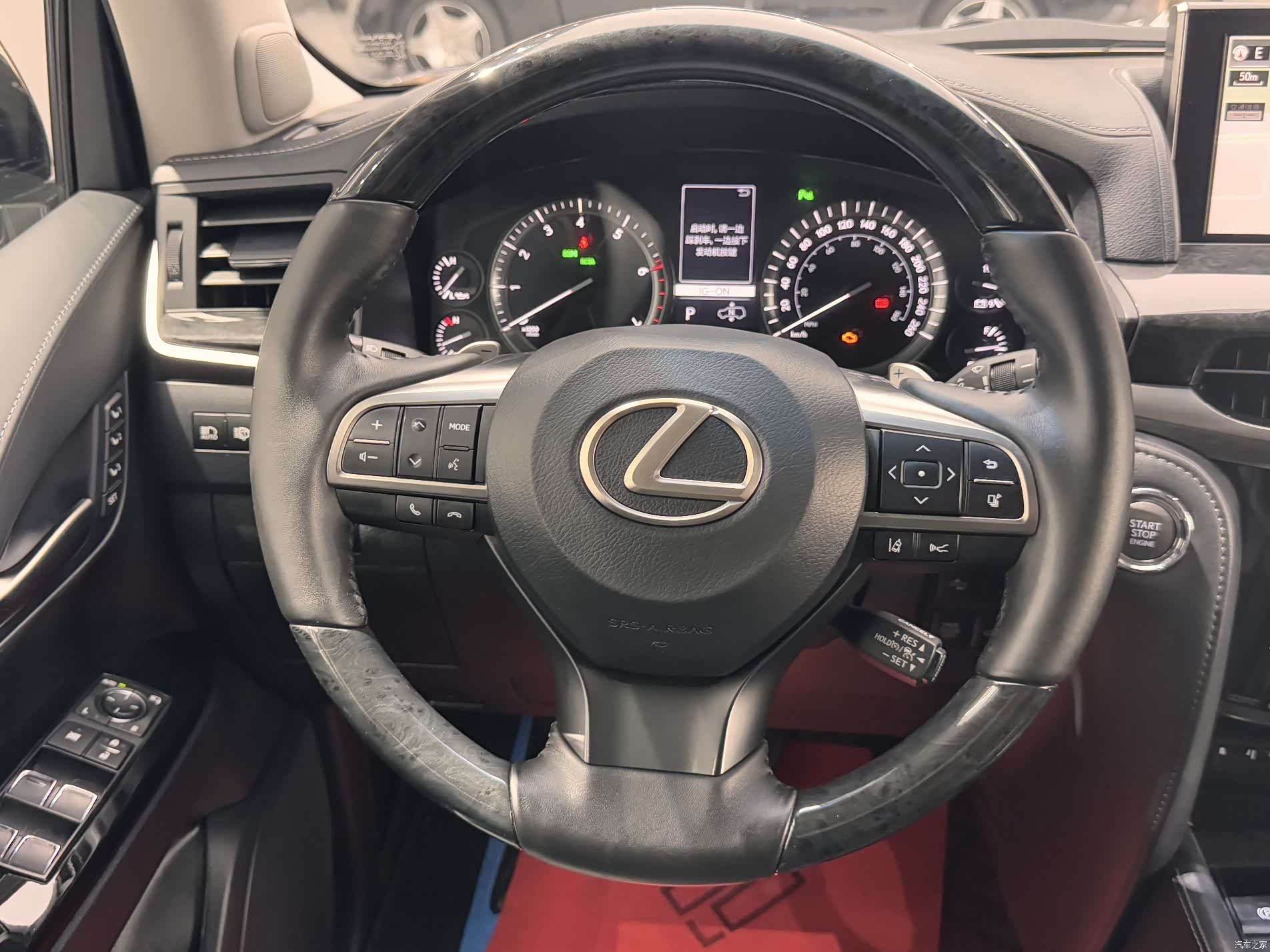 Lexus LX, 2017 14