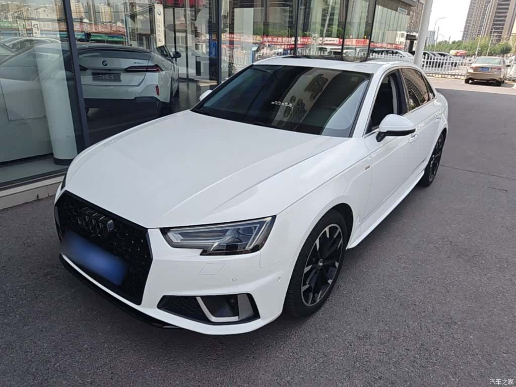 Audi A4L, 2019 1