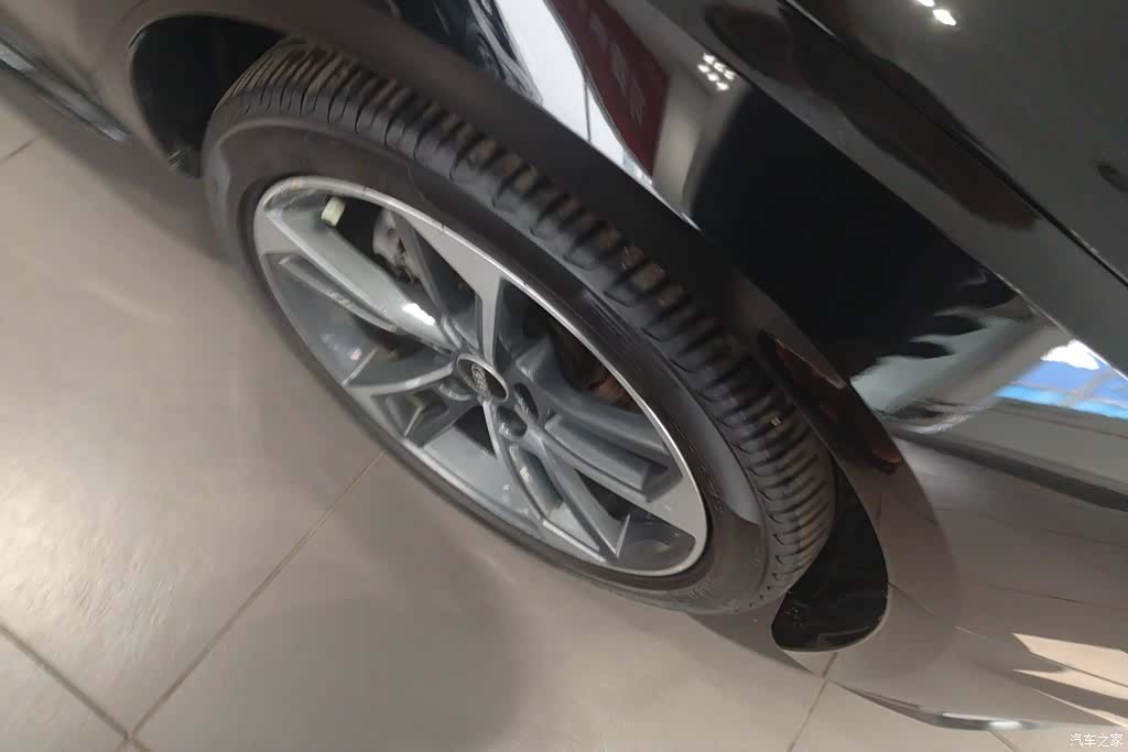 Audi A4L, 2022 6