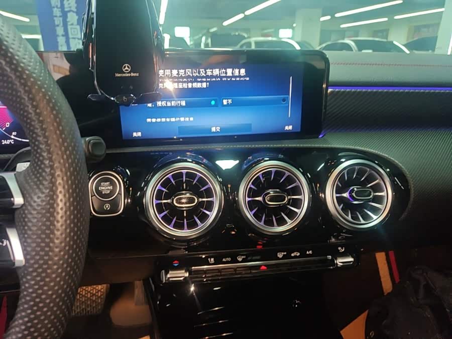 Mercedes-Benz A-Class 2025, фото 13