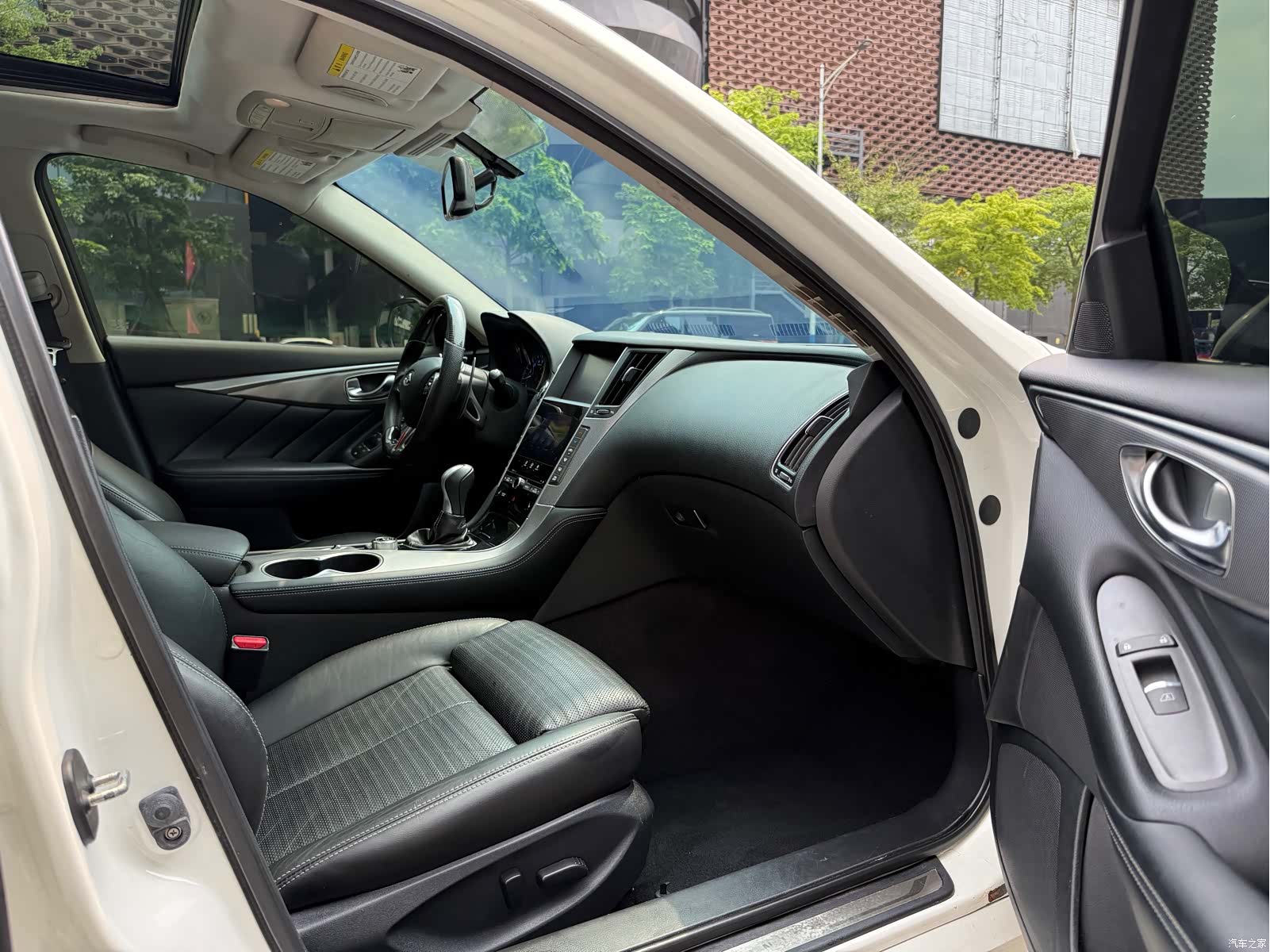 Infiniti Q50, 2016 9