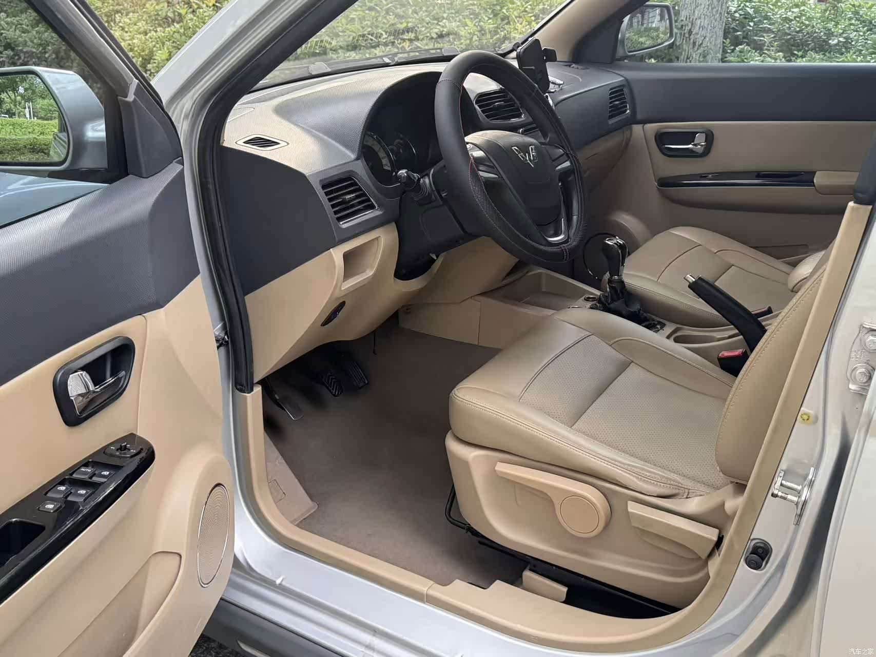 Wuling Hongguang, 2014 10
