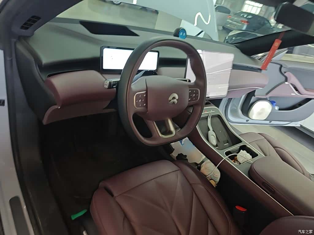 NIO ET5, 2025 10