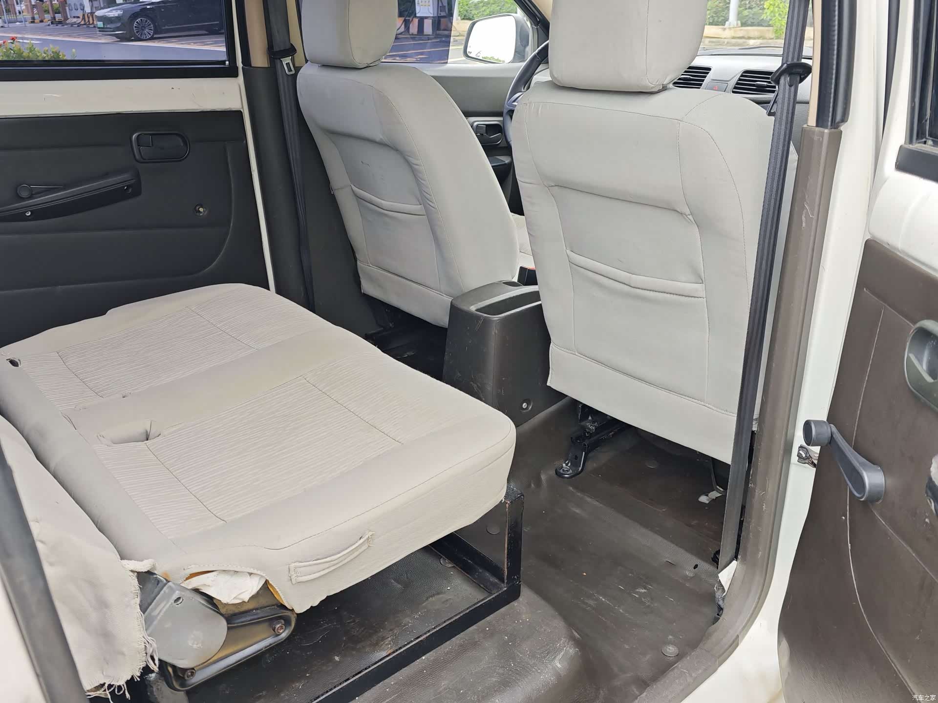 Wuling Hongguang, 2017 11