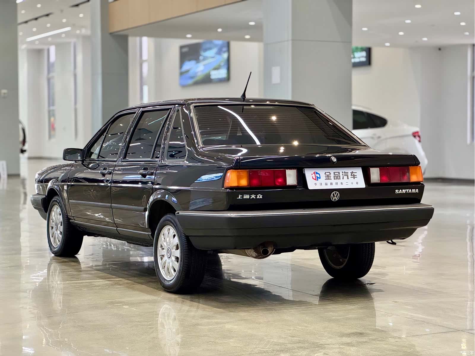 Volkswagen Santana, 2012 4