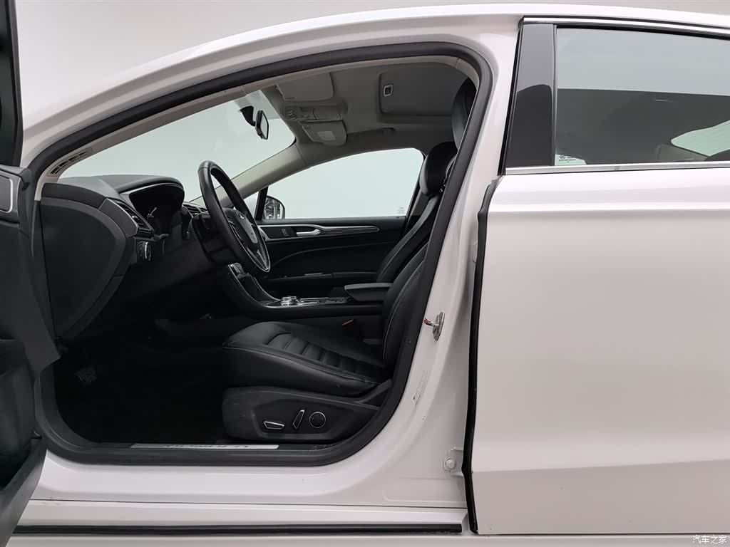 Ford Mondeo, 2019 10