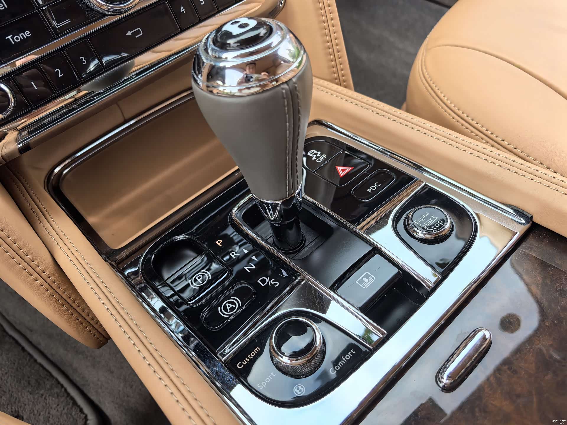 Bentley Mulsanne, 2015 11