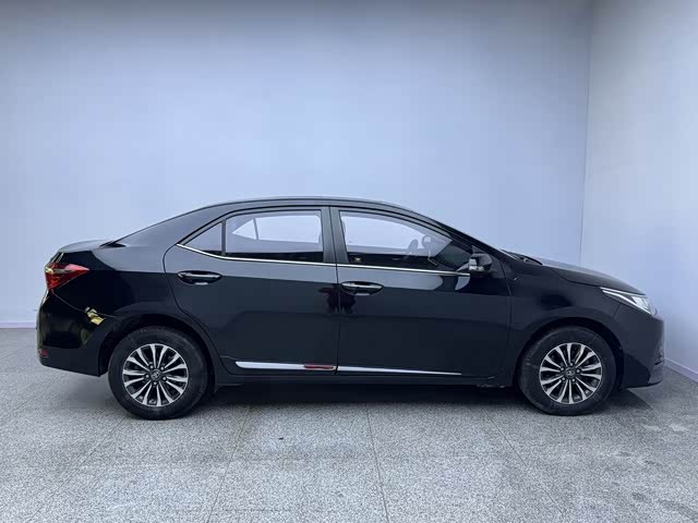 Toyota Corolla 2017, фото 12