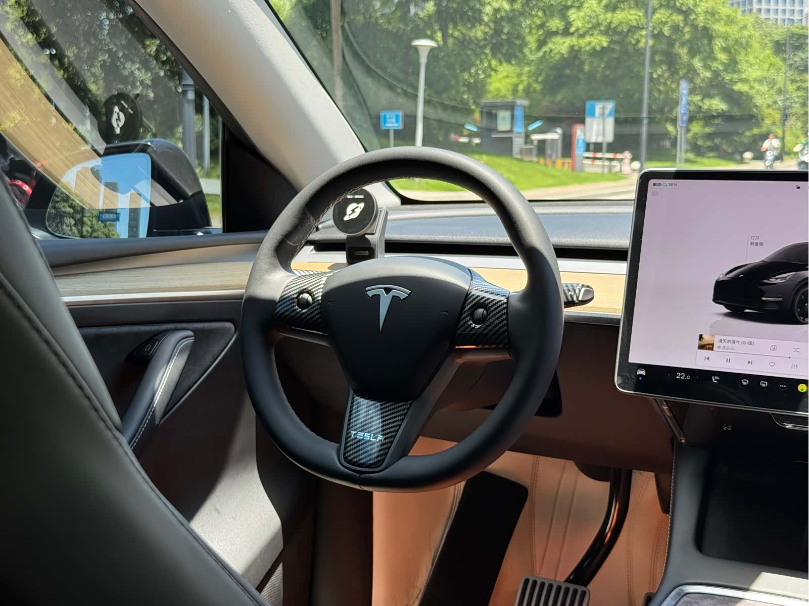 Tesla Model Y, 2023 7