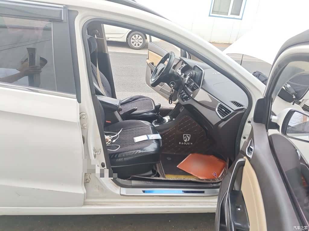 Wuling 310W, 2018 20