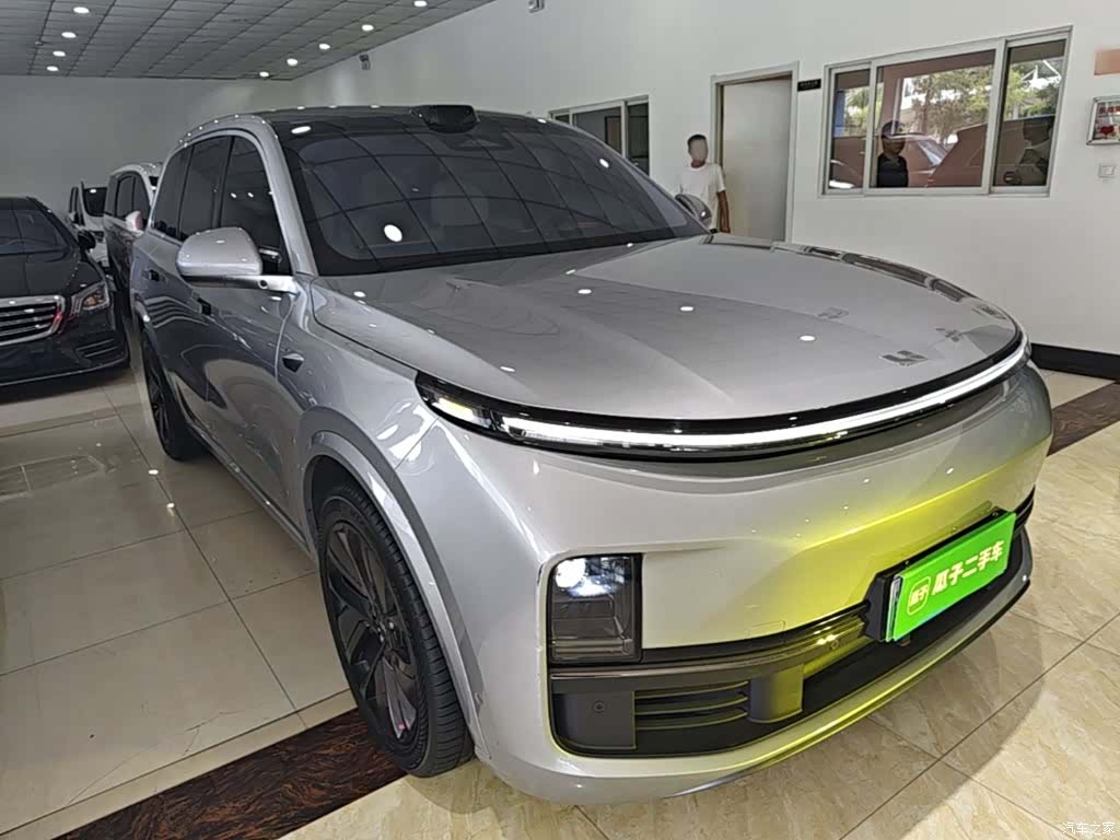 Li Auto L9, 2023 4