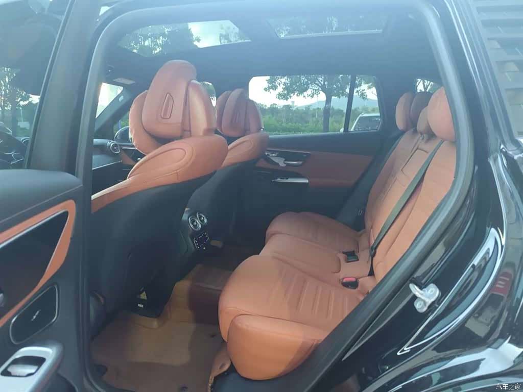 Mercedes-Benz GLC, 2025 6