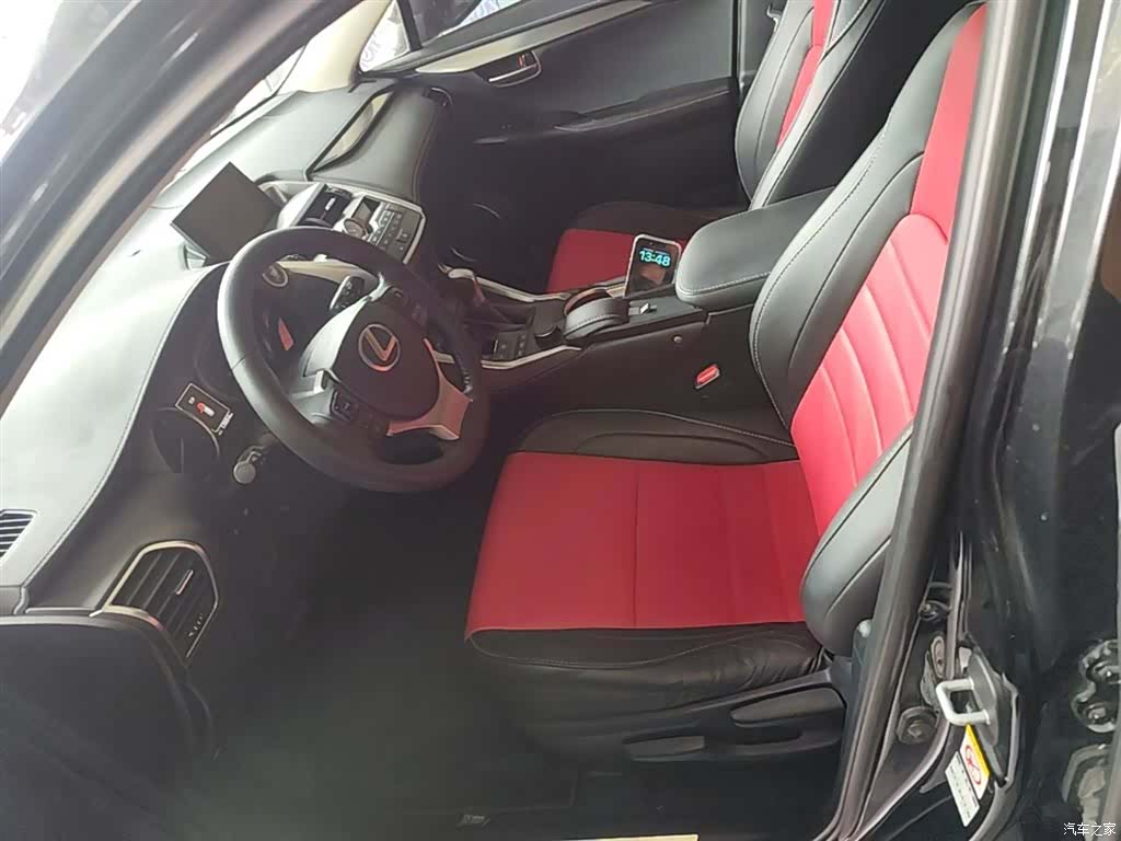 Lexus NX, 2016 14