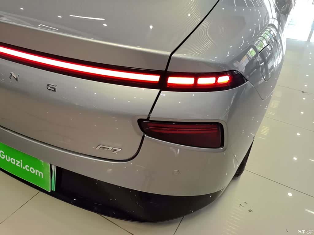 Xpeng P7, 2021 8
