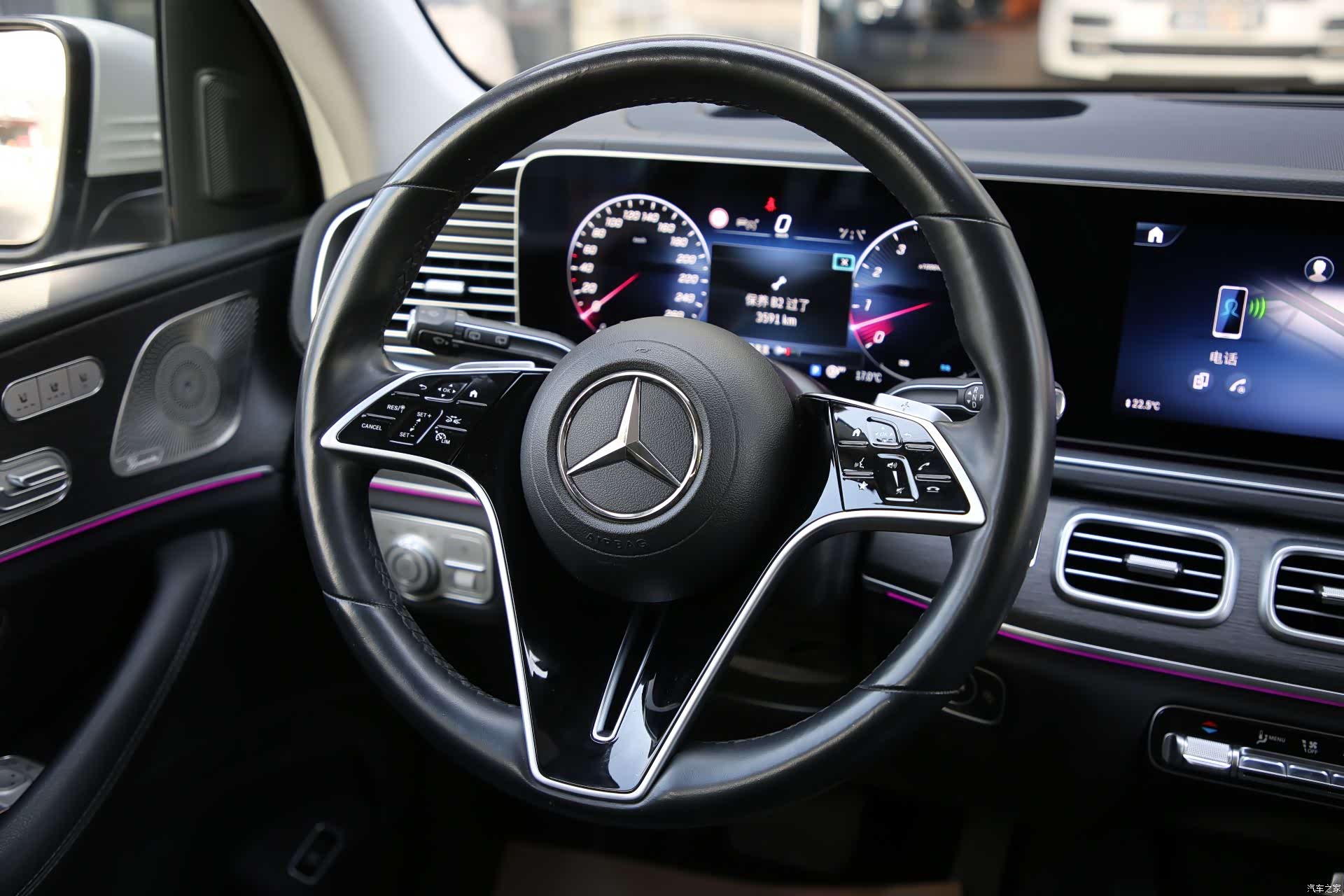 Mercedes-Benz GLE, 2023 14