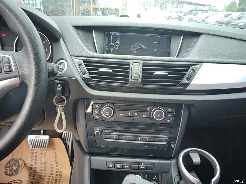 BMW X1, 2015 13