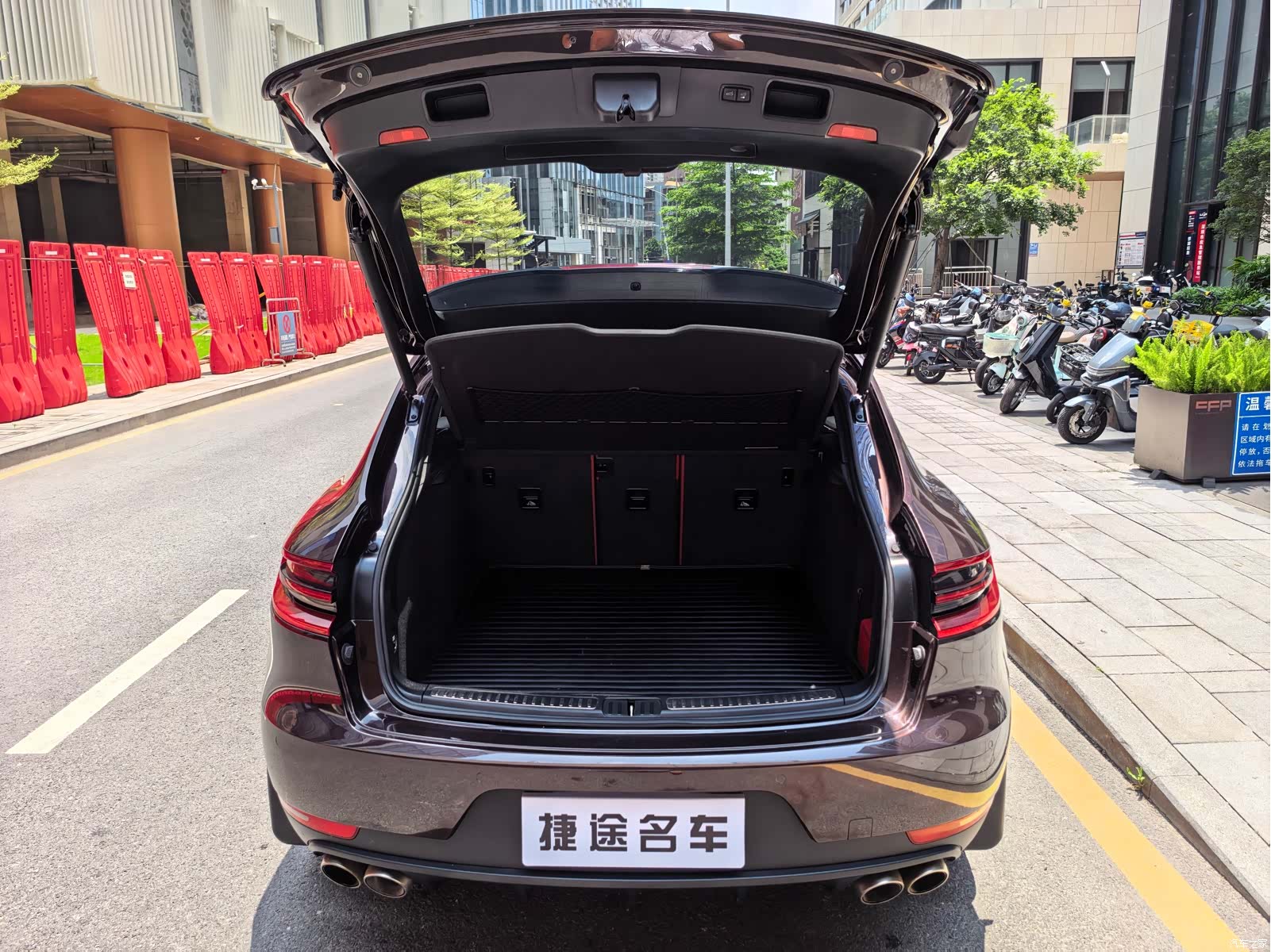 Porsche Macan, 2018 10