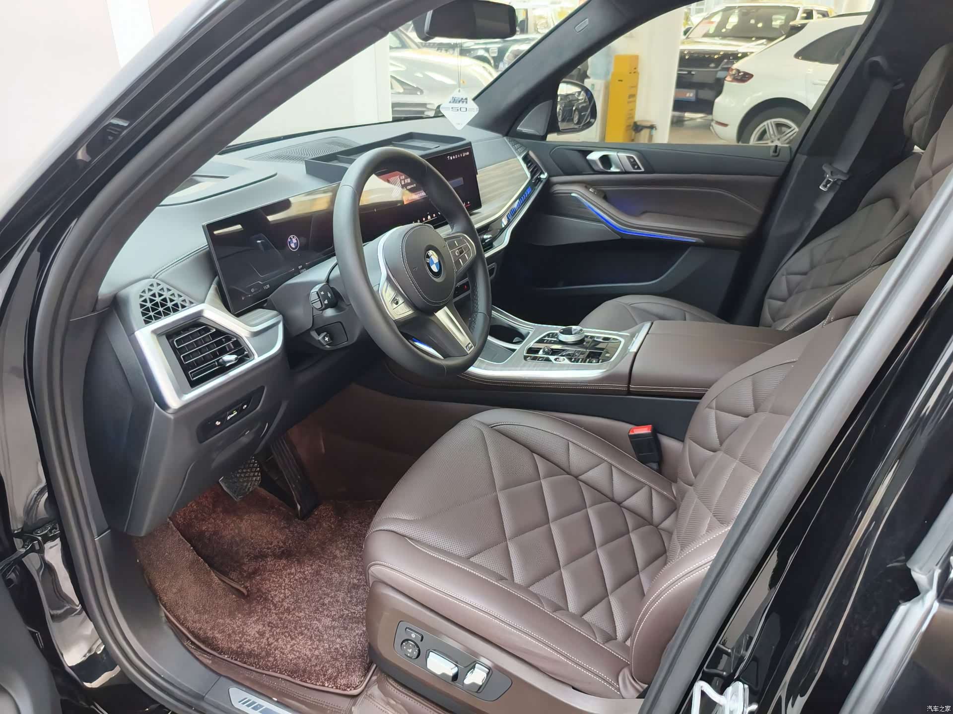 BMW X5, 2024 все фото