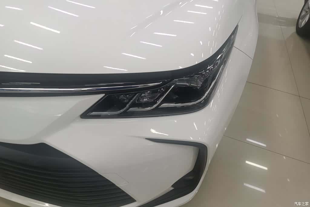 Toyota Corolla, 2020 все фото