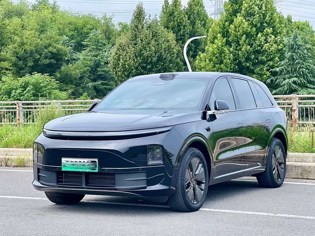Li Auto L6