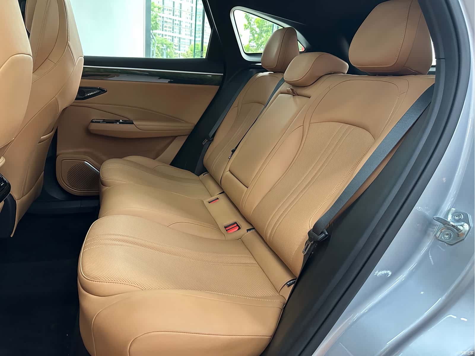 Geely Galaxy L7, 2025 20