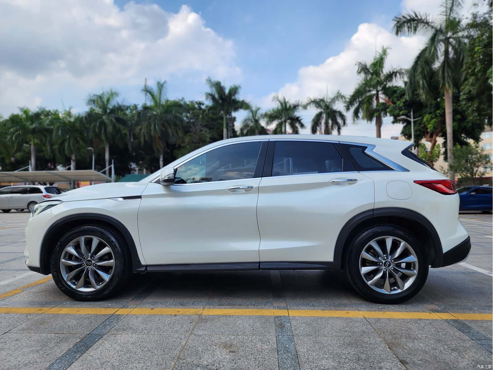 Infiniti QX50, 2021 4