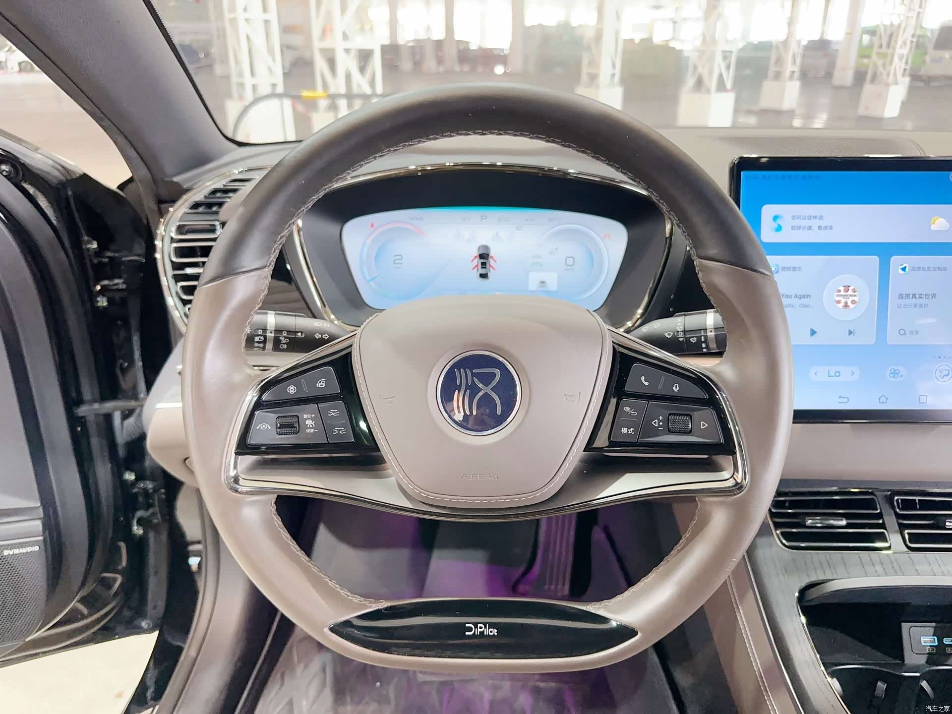 BYD Han, 2022 13