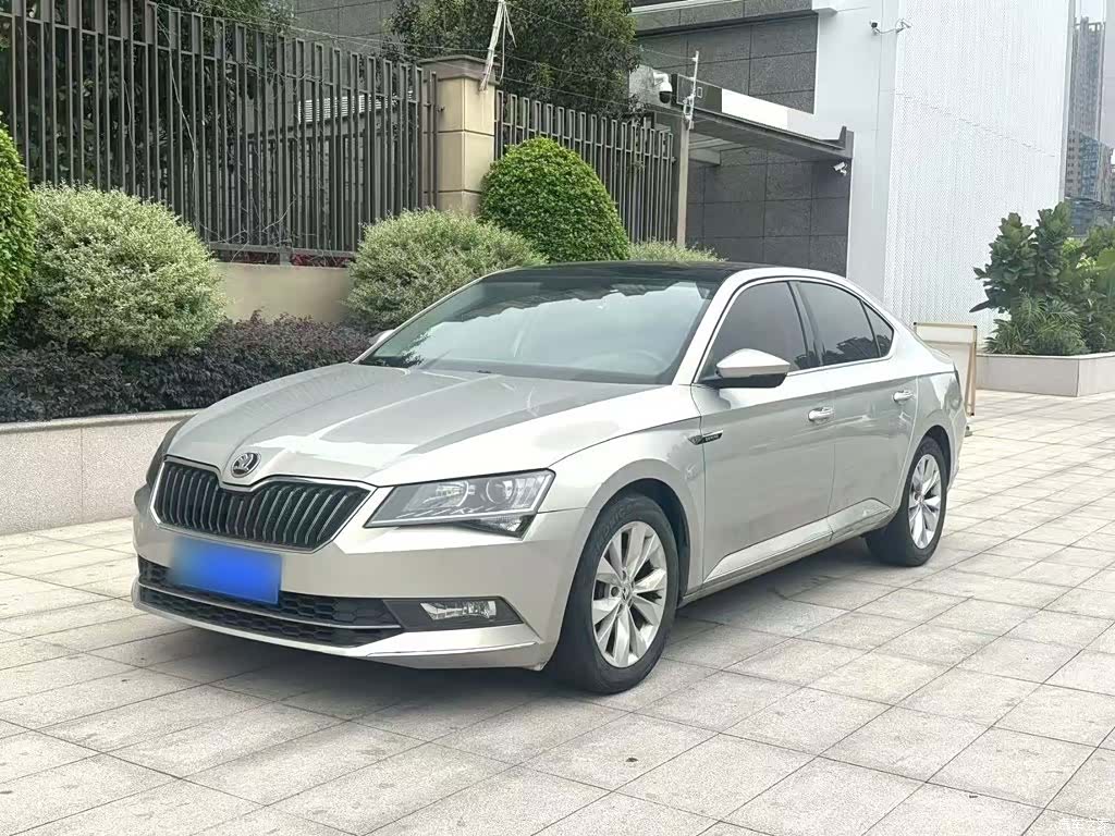 Skoda Superb, 2018 2