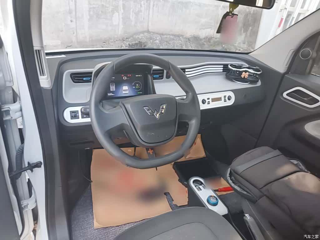 Wuling MINIEV, 2021 10