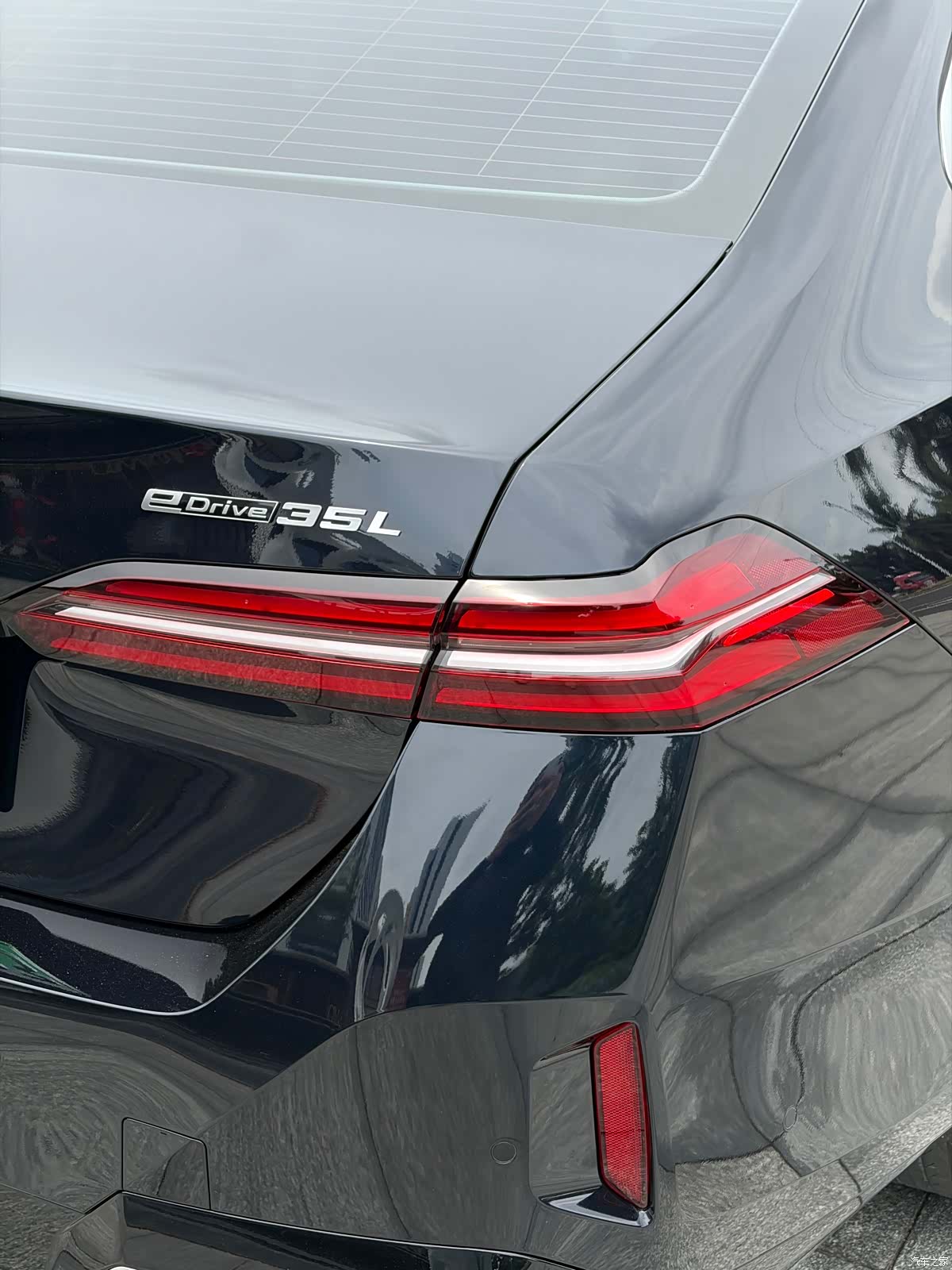 BMW i5, 2025 12