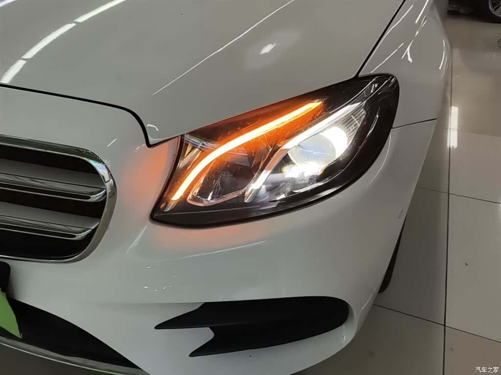 Mercedes-Benz E-Class, 2019 24