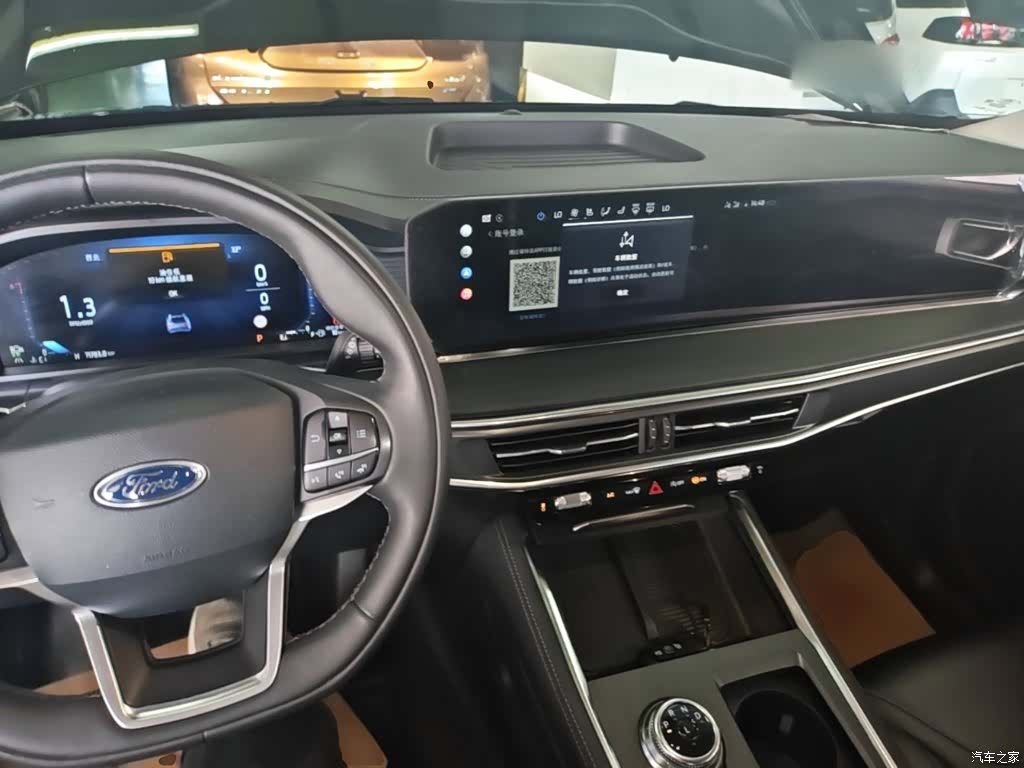 Ford Explorer, 2024 10