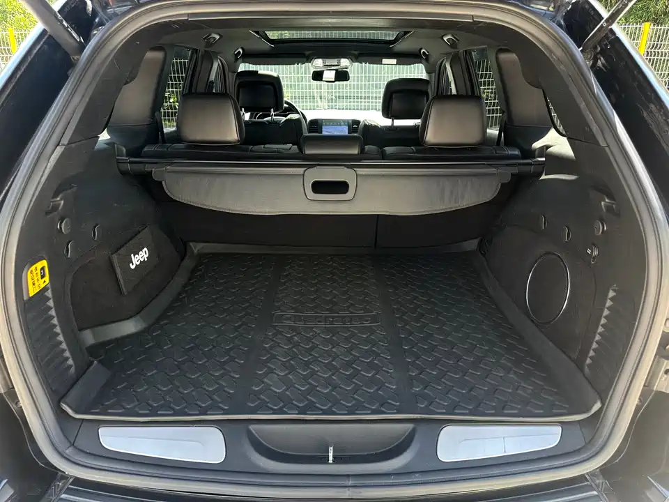 Jeep Grand Cherokee Jeep Grand Cherokee
