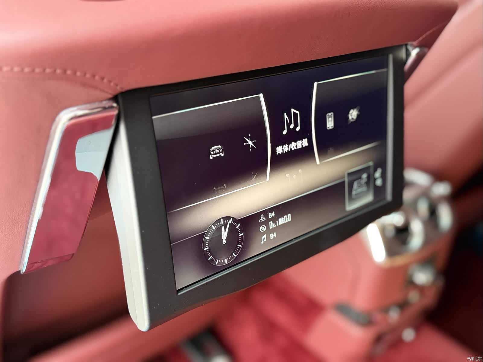 Rolls-Royce Ghost, 2018 18