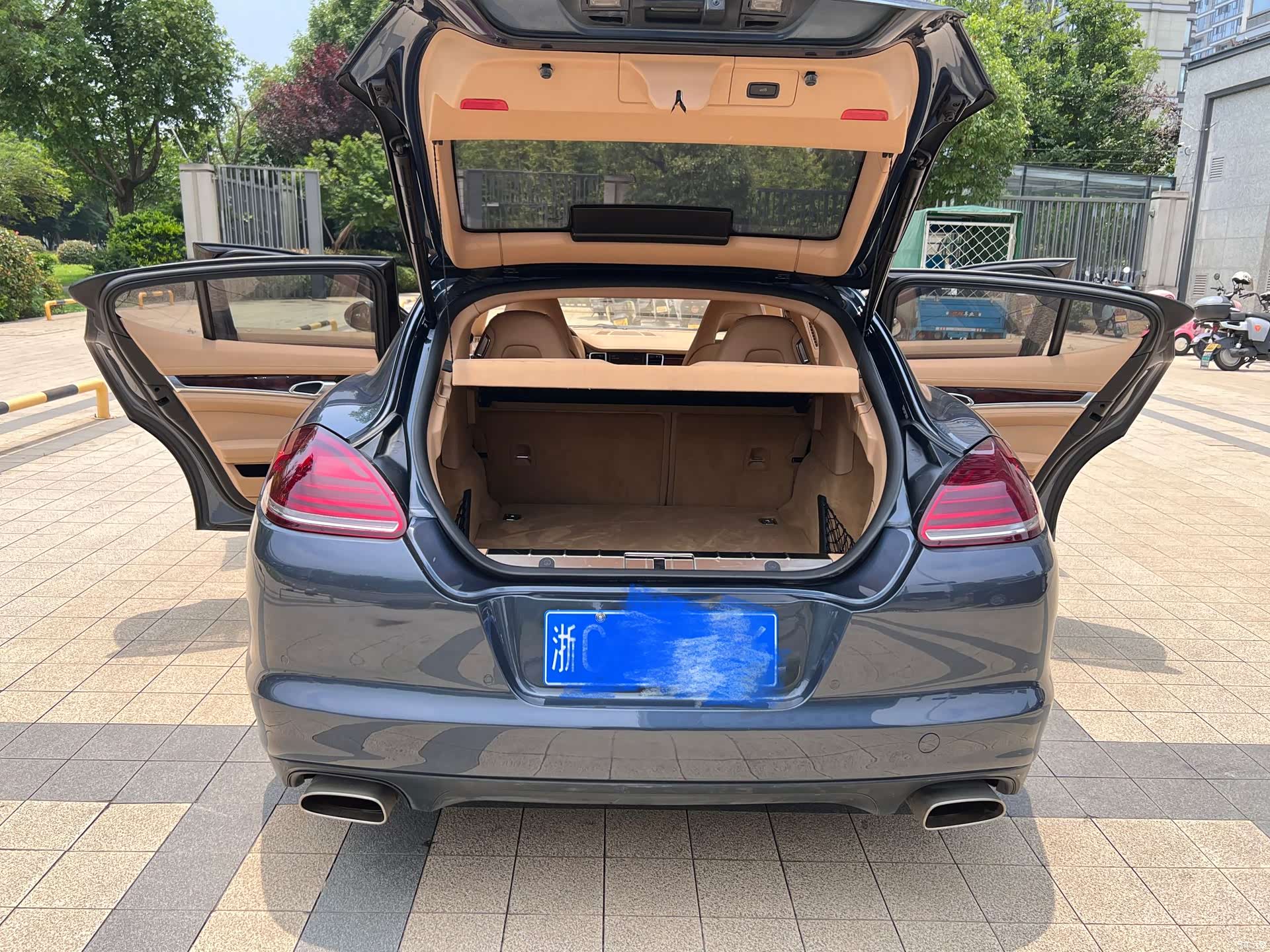 Porsche Panamera, 2011 11
