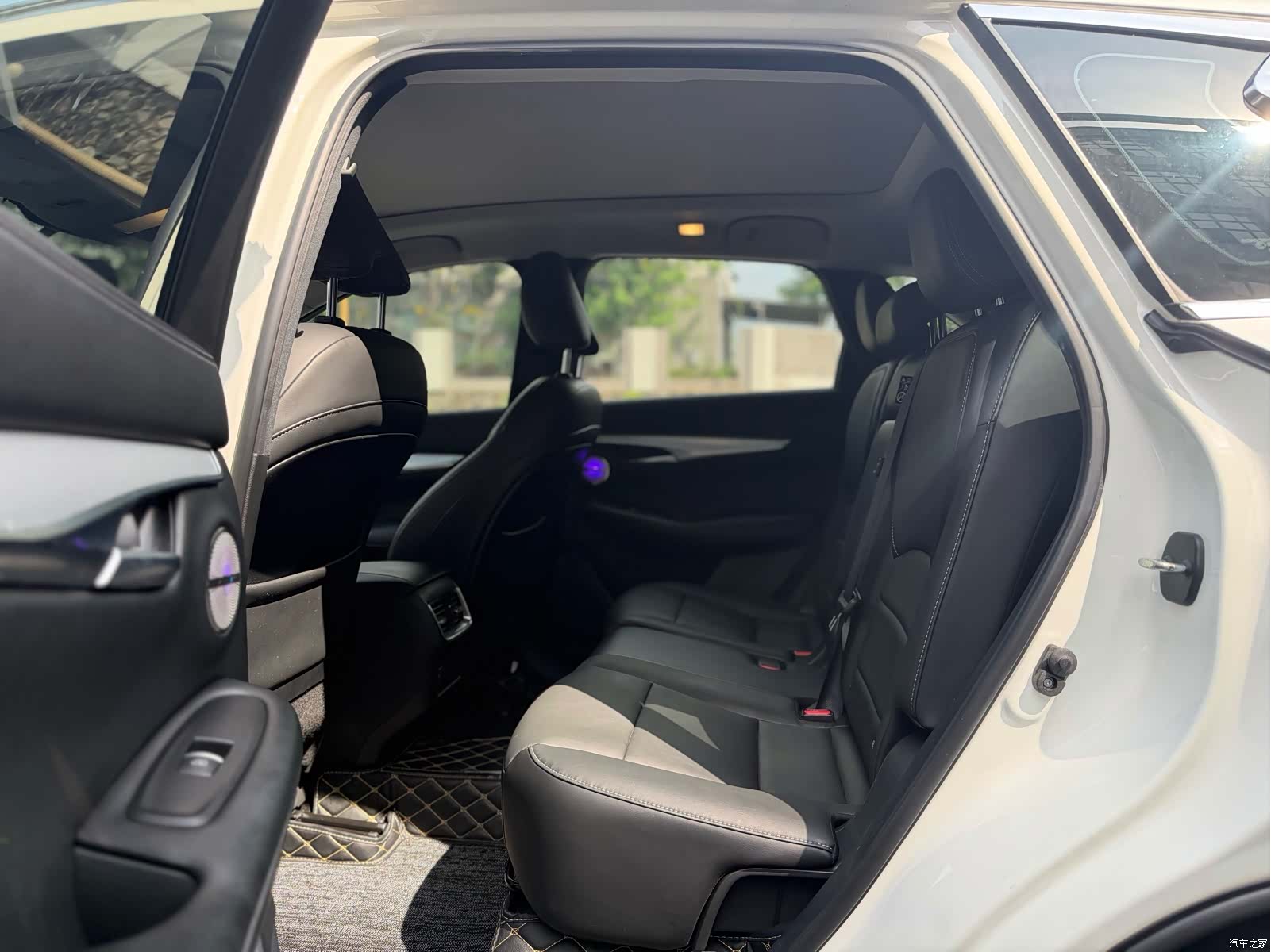 Infiniti QX50, 2021 все фото