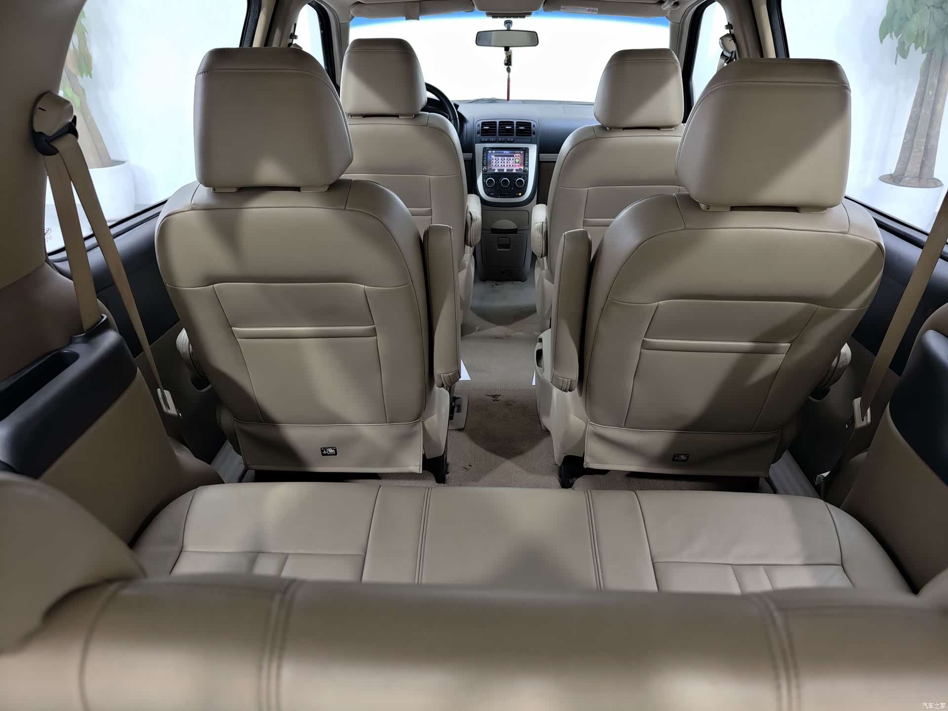 Buick GL8, 2014 32
