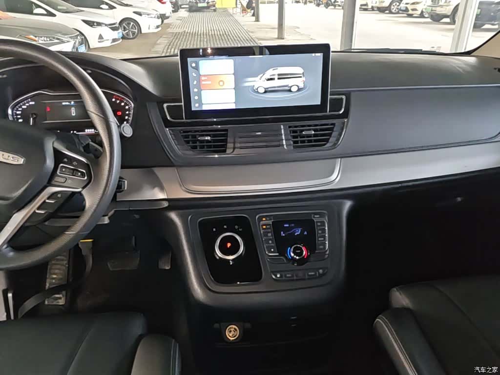 Maxus G20, 2023 13