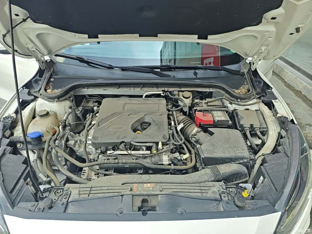 Ford Focus, 2022 20