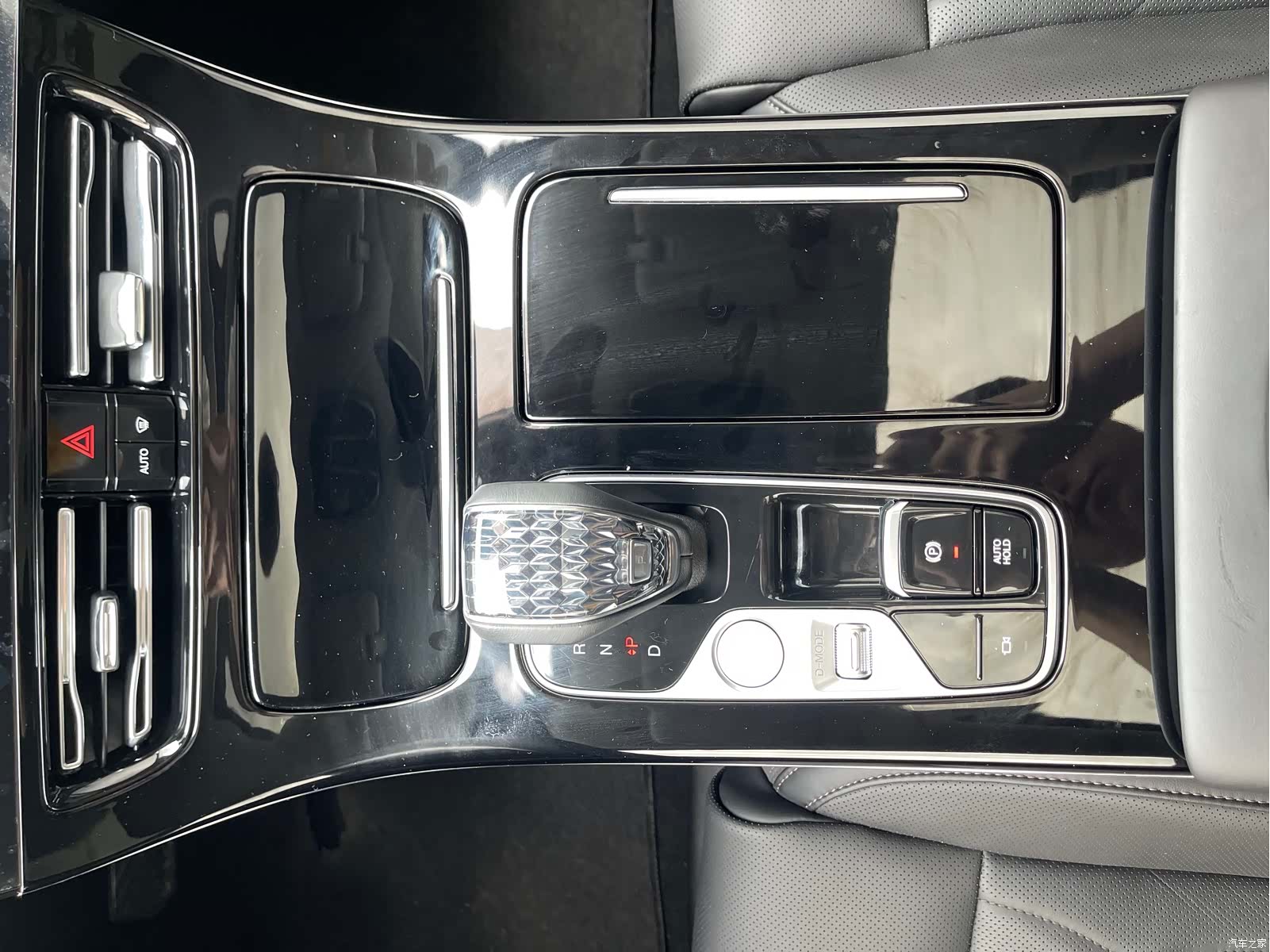 Trumpchi M8, 2024 12