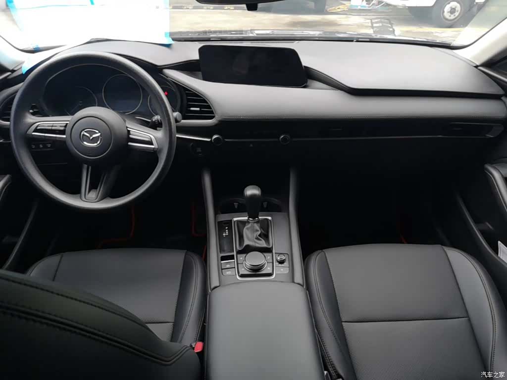 Mazda Mazda3, 2020 10
