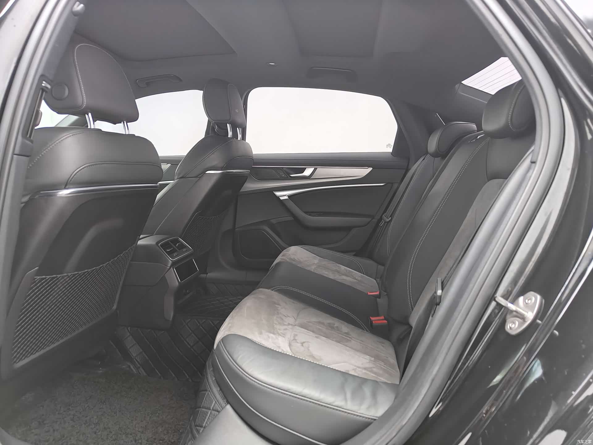 Audi A6L, 2020 11
