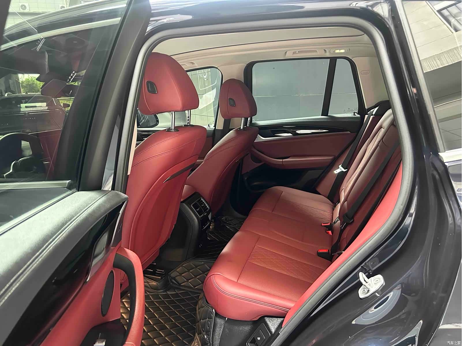 BMW X3, 2022 все фото