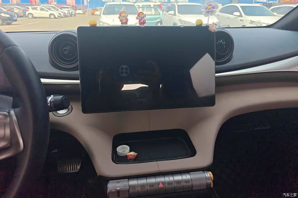 BYD Dolphin, 2023 13