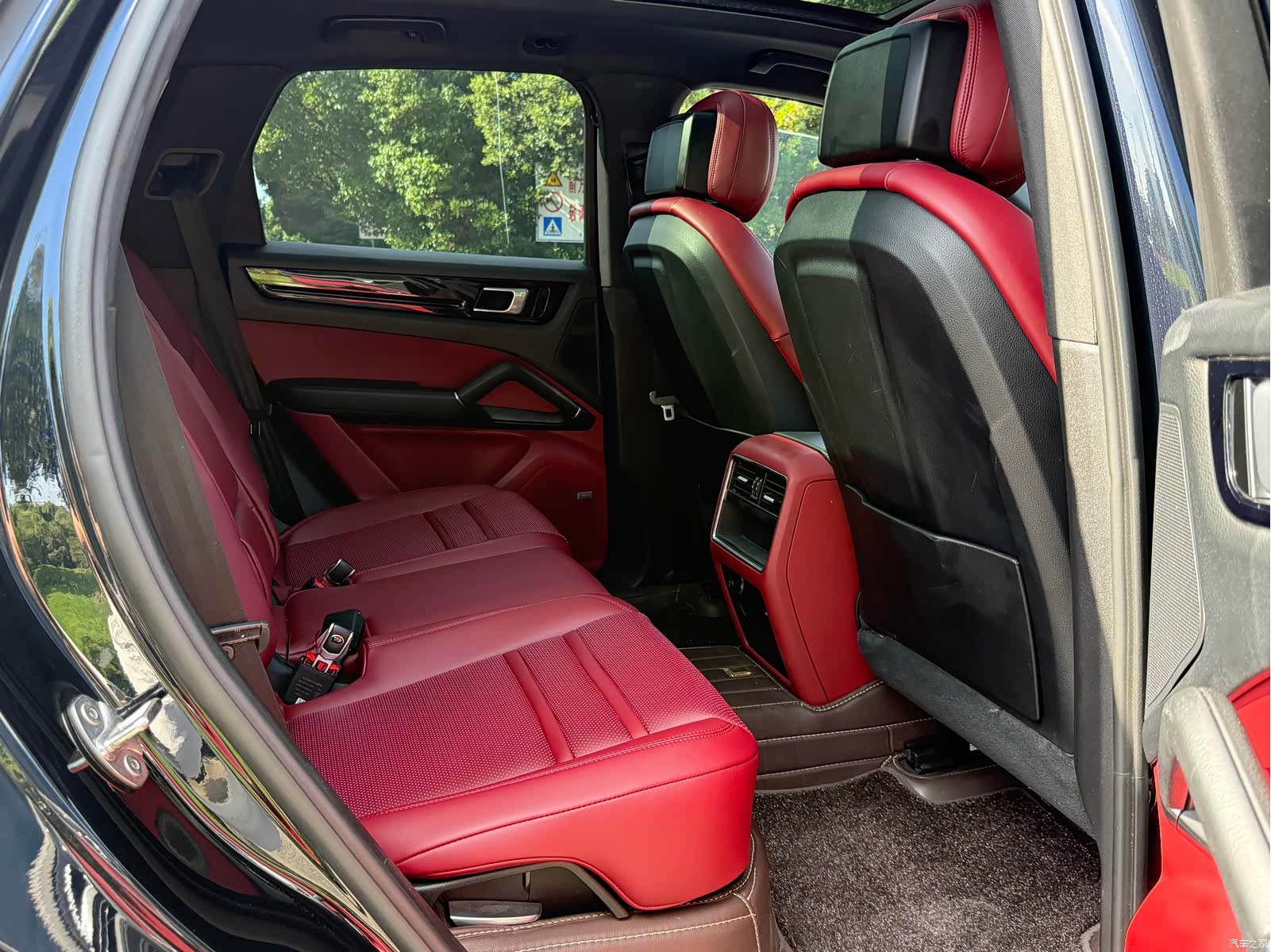 Porsche Cayenne, 2018 8
